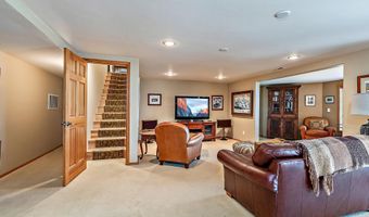 290 Skycrest Dr, Ashland, OR 97520