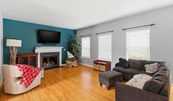 801 Cranberry Rd, Beachwood, NJ 08722