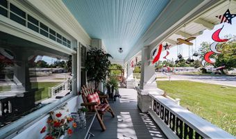 464 S Meridian St, Blackfoot, ID 83221