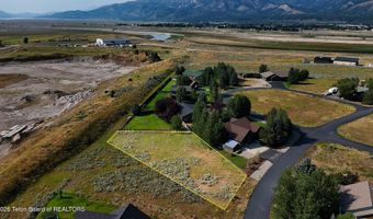 536 SNAKE RIVER Dr, Alpine, WY 83128