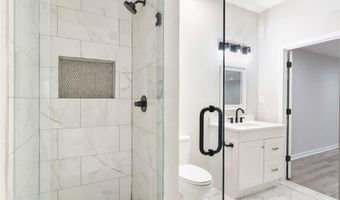100 Little Rdg, Berkeley Lake, GA 30096