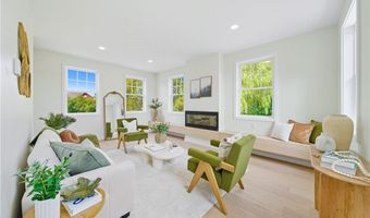 27 Soar Way, Newport, RI 02840