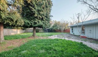 1141 Springwood Dr Dr NE, Albany, OR 97321