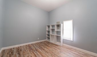 311 S Guegnon St, Abbeville, LA 70510