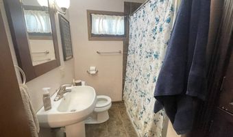 632 N Oak St, Ainsworth, NE 69210