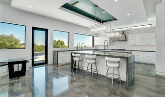 10 Ridge Blossom Rd, Las Vegas, NV 89135