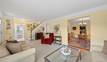 91 Ireland Pl, Amityville, NY 11701