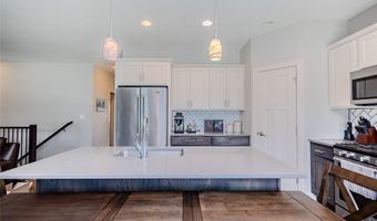 1105 Hunter Ct, Adel, IA 50003