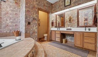 3644 Sparrow Pond Cir, Akron, OH 44333
