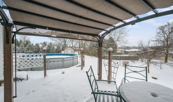 904 Elm St, Auburn, IN 46706