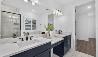 375 NIBLICK Way, Orlando, FL 32804