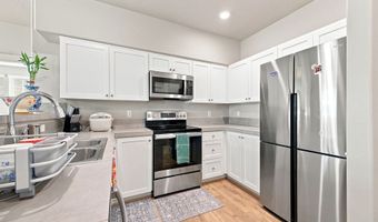 17149 SW SNOWDALE St, Beaverton, OR 97007