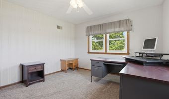 1895 Underwood Ave, Ainsworth, IA 52201