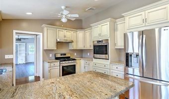45 Countryside Dr, North Providence, RI 02904