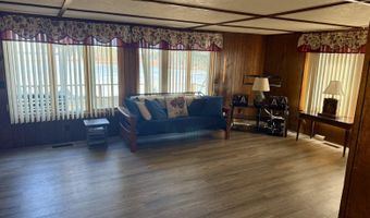 36 Lamb Farm Rd, Baileyville, ME 04694