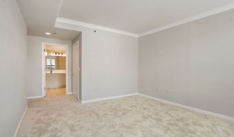 77 S Evergreen Ave 206, Arlington Heights, IL 60005