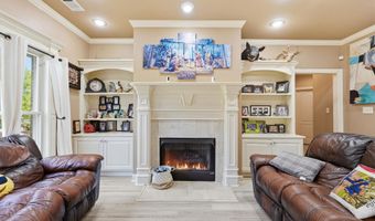 7426 Peach Blossom Dr, Benton, AR 72019