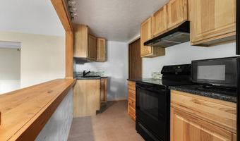 1214 Ransom Ave, Brookings, OR 97415