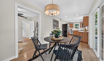 6010 BANGOR Dr, Alexandria, VA 22303