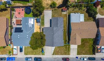7495 San Vicente St, San Diego, CA 92114