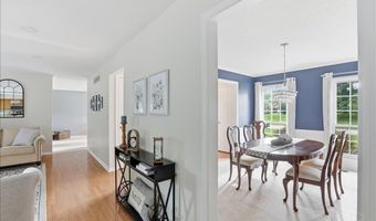 953 Watch Creek Dr, Anderson Twp., OH 45230