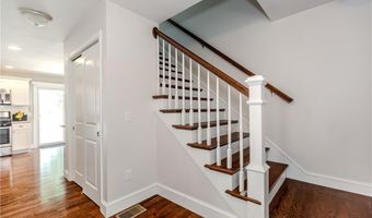 37 Union St, Lincoln, RI 02865