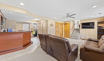 1005 E Orchard St, Arlington Heights, IL 60005
