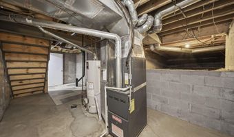2392 Minerva Park Pl, Columbus, OH 43229