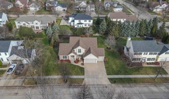 420 E FERNWOOD Ln, Appleton, WI 54913