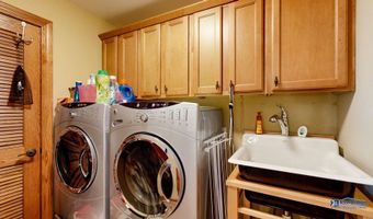 1535 S Douglas Ave, Arlington Heights, IL 60005