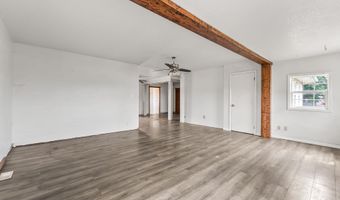 1858 W Auburn Dr, Auburn, IN 46706