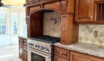 29608 Lazy Oak Pl, Agoura Hills, CA 91301
