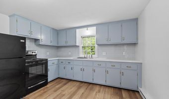 12 Bohanon Bridge Rd, Brookline, NH 03033