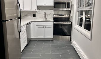 1109 Waterbury Rd APT 1A, Cheshire, CT 06410