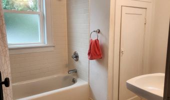 1509 W FRANKLIN St, Appleton, WI 54914