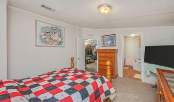 1656 Garrett Mill Rd, Baker, FL 32531