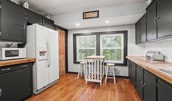 330 Catherine Ct, Allegan, MI 49010