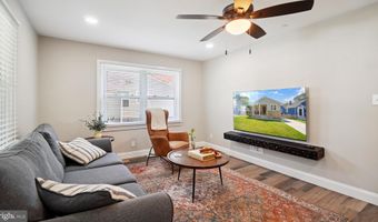 10 N HOMELAND Ave N, Annapolis, MD 21401