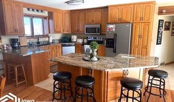 2204 River Rd, Algona, IA 50511