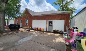 406 S Main St, Archie, MO 64725