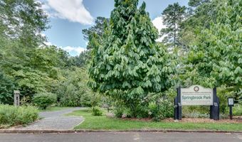 1534 Country Squire Ct, Decatur, GA 30033