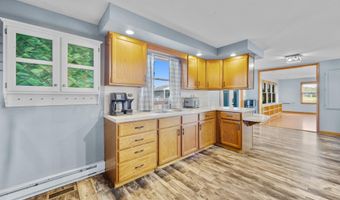 995 FORD HILL Rd, Augusta, WV 26704