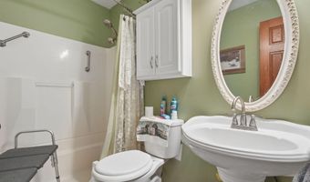 9 Carmel Ct, Ashville, OH 43103