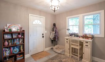 307 NE Morningside Ln, Abingdon, VA 24210