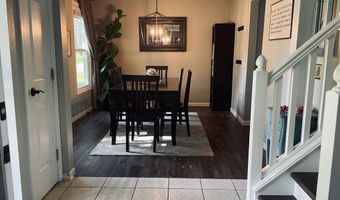 2329 Woodridge Dr, Adrian, MI 49221