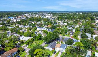 553 DAVID St, Atlantic Beach, FL 32233