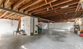 2570 PALISADES Ln, Appleton, WI 54915