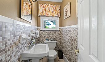 106 Cynwyd Dr, Absecon, NJ 08201