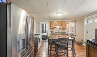 13 Main St, Lincoln, RI 02838