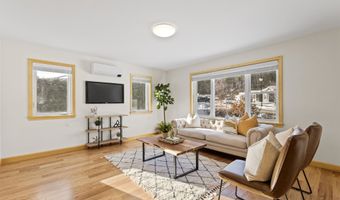 162 Buttonwood Dr, Brattleboro, VT 05301